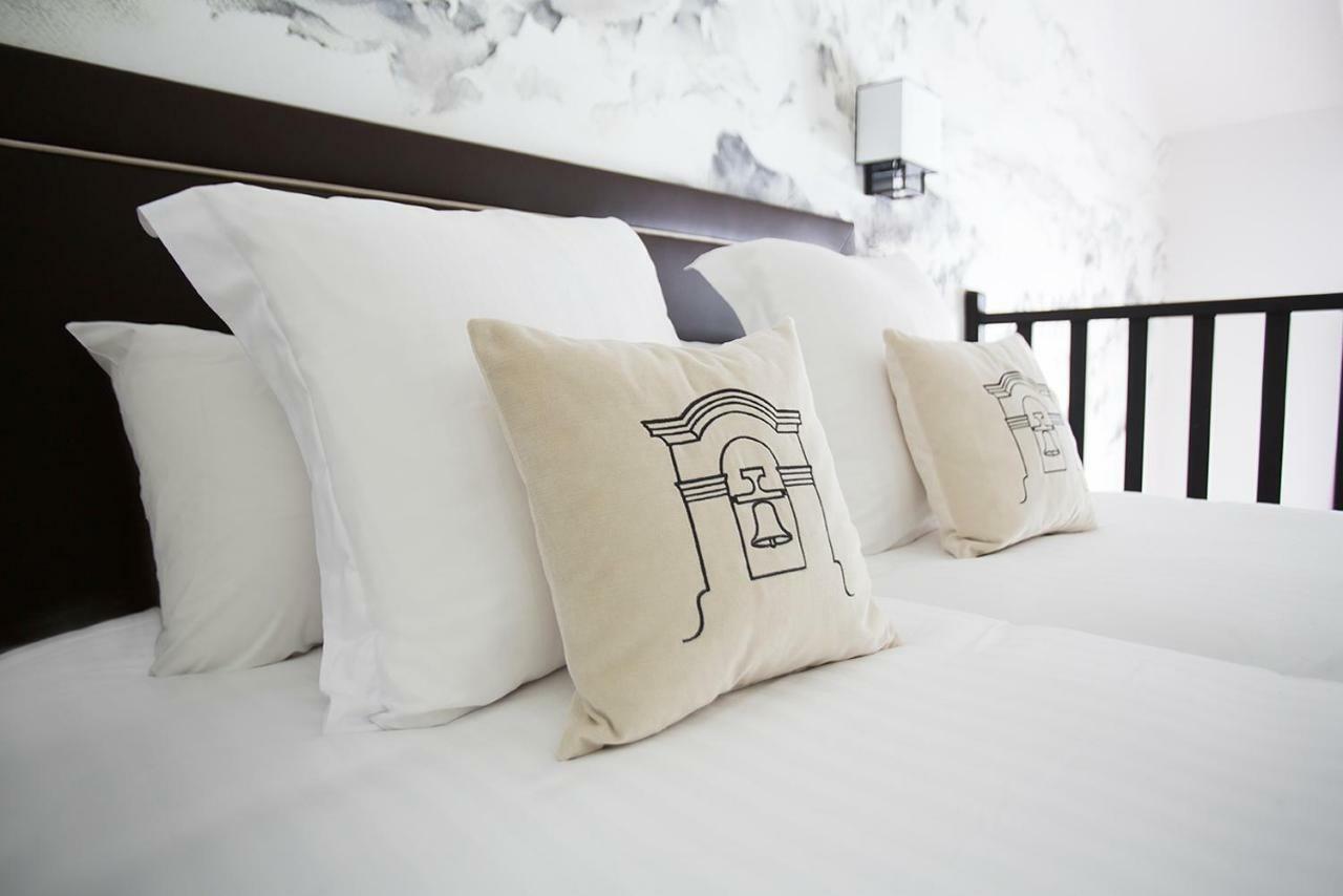 College Des Doctrinaires Hotel เลคตูร์ ภายนอก รูปภาพ